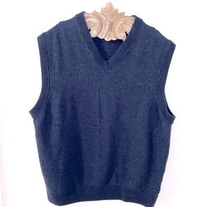 TURNBURY V-Neck Merino Wool Sweater Vest